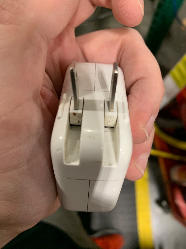 Photo 1 of *** USED *** Apple 70W USB-C Power Adapter