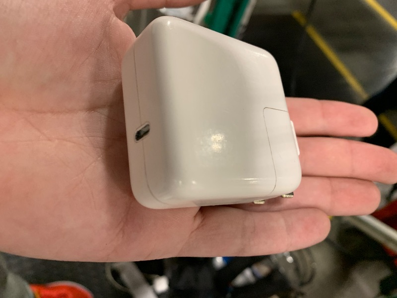 Photo 1 of *** USED *** Apple 70W USB-C Power Adapter