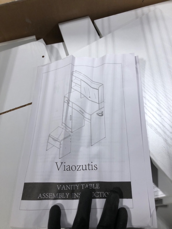 Photo 1 of ** MISSING CHAIR**
Viaozutis Vanity Desk with Mirror and Lights, with Hidden Shelves,4 Compartments,2 Drawers,Cabinet & Stool,Dimmable LED Lights,Power Outlets, Ideal for Bedroom Vanity Organization(White)