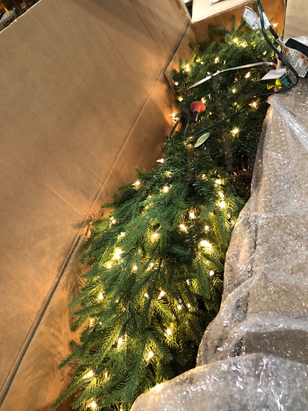 Photo 1 of ** FACTORY SEALED**SOLD AS IS NO REFUND/RETURN**
National Tree Company 7.5 ft Pre-Lit Fraser Grande Artificial Christmas Tree, 1,000 Clear Lights, 3,719 Tips, Includes Stand, Green