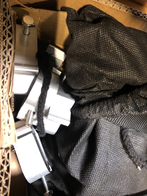 Photo 1 of ** MISSING INSTRUCTIONS AND HARDWARE**
Tyger Auto T1 Soft Roll-up Truck Bed Tonneau Cover Compatible with 2016-2023 Toyota Tacoma | 5' (60") Bed | TG-BC1T9044