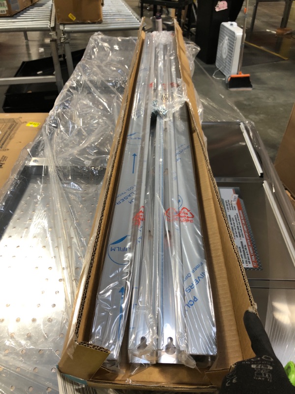 Photo 1 of ** FACTORY SEALED**SOLD AS IS NO REFUND/RETURN**
72 inch Rolling Tool Chest, Garage Workbench with 15 Drawers, Solid Rubber Wood Top & with Wheels Lock Key Locking, Mobile Workstation Tool Cabinet for Workshop Storage