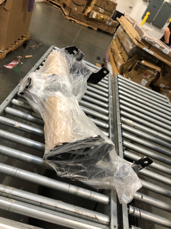 Photo 1 of ** FACTORY SEALED**SOLD AS IS NO REFUND/RETURN**
Draw-Tite 41954 Ultra Frame Class 5 Trailer Hitch, 2 Inch Square Receiver, Black, Compatible with 2015-2025 Ford F-150.