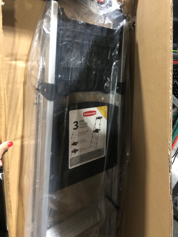 Photo 1 of **bent leg**Rubbermaid 3-Step Ladder, Aluminum Lightweight Folding Step Ladder with Project Tray, Silver, Tested to US Safety Standards, No Assembly Required**see pictures**