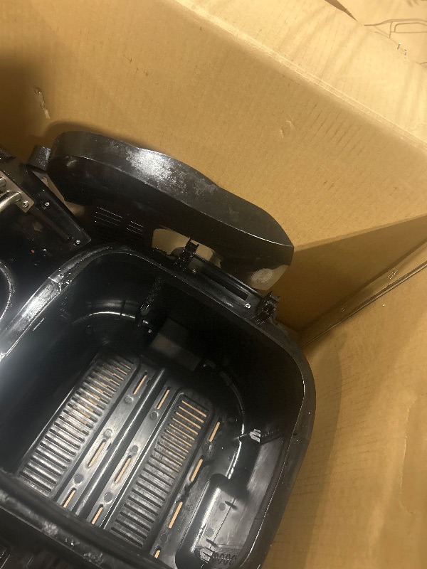 Photo 1 of ****USED****
Hamilton Beach Cool Touch Electric Deep Fryer with Basket and Lid, 2 Liters / 8 Cups Oil Capacity, Adjustable Temperature, 1500 Watts for Fast Heat-up, viewing Window Easy to Clean, Black (35021)