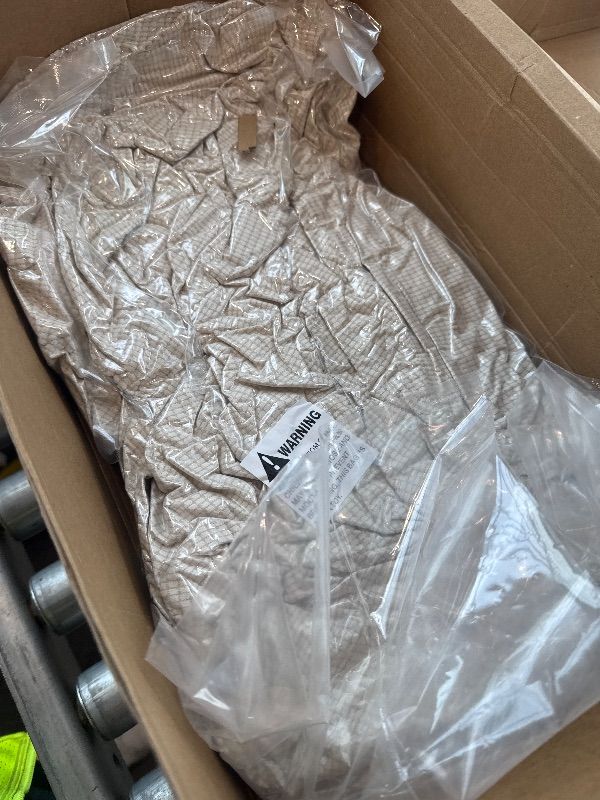 Photo 1 of **Partial Set - ONLY CAT BED, MISSING THE WOODEN FRAME**
CHEERHOME PETS Elevated Cat Bed Wooden with Cushion Fluffy Pet Couch Sofa for Indoor Cats Raised Kitty Lounge Chair Suitable for Puppy, Cat Furniture(White)