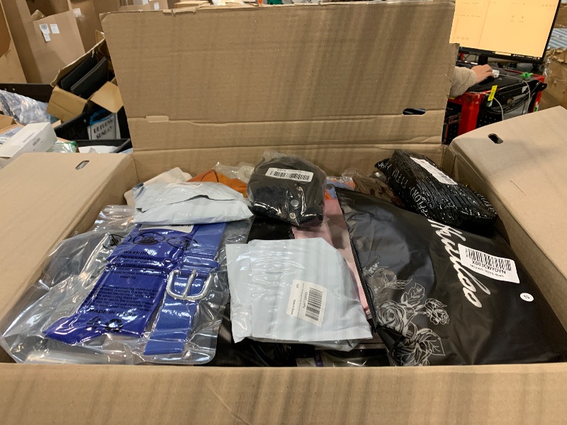 Photo 1 of ** AS IF / FINAL - NO RETURNS ***   BUNDLE BOX OF MIXED ITEMS  