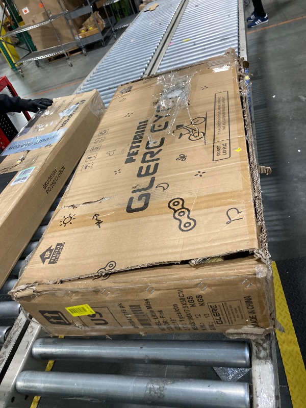 Photo 1 of *****FACTORY SEALED****Petimini 18 Inch Little Kids Bike for Age 5 6 7 8 Years Old Girls Retro Vintage Style Bicycles with Basket Training Wheels and Bell, Pink