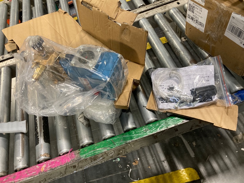 Photo 1 of WOJET Triplex Plunger Pressure Washer Pump, 4400PSI 4.0GPM, 1" Shaft, Self-Priming, Horizontal Replacement Pump Kit for Honda GX270 GX340, Dewalt 4000/4200PSI, Simpson PS60869, Generac 9-13HP Engines