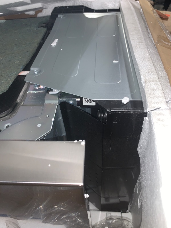 Photo 1 of *UNTESTED*
Midea MDF18A1AST Built-in Dishwasher with 8 Place Settings, 6 Washing Programs, Stainless Steel Tub, Heated Dry, Energy Star