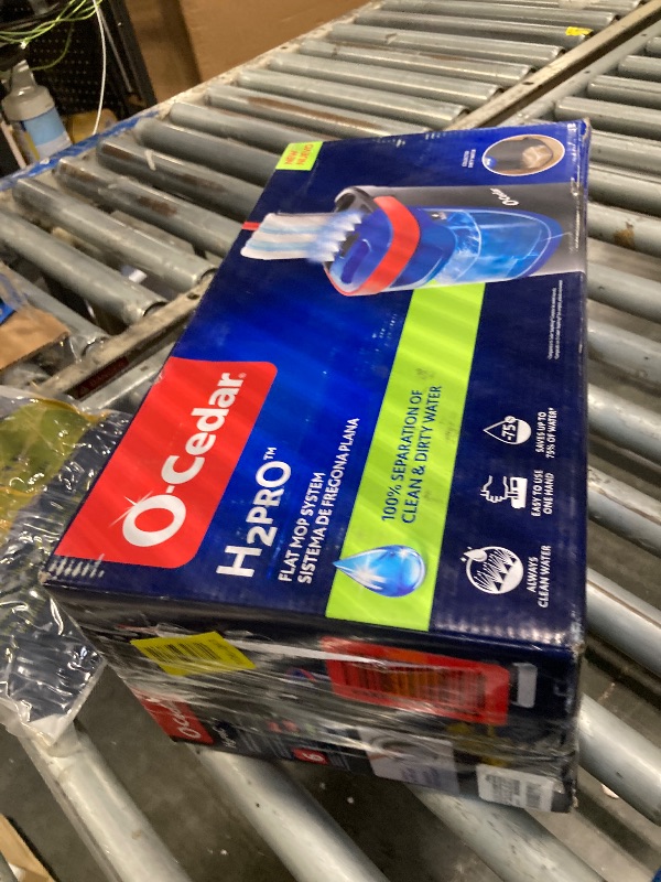 Photo 1 of ***SIMILAR PRODUCT*** O-Cedar MicroTwist MAX Microfiber Mop with 2 MicroTwist MAX Refills and Citrus Floor Cleaning PACS (Variety Pack)