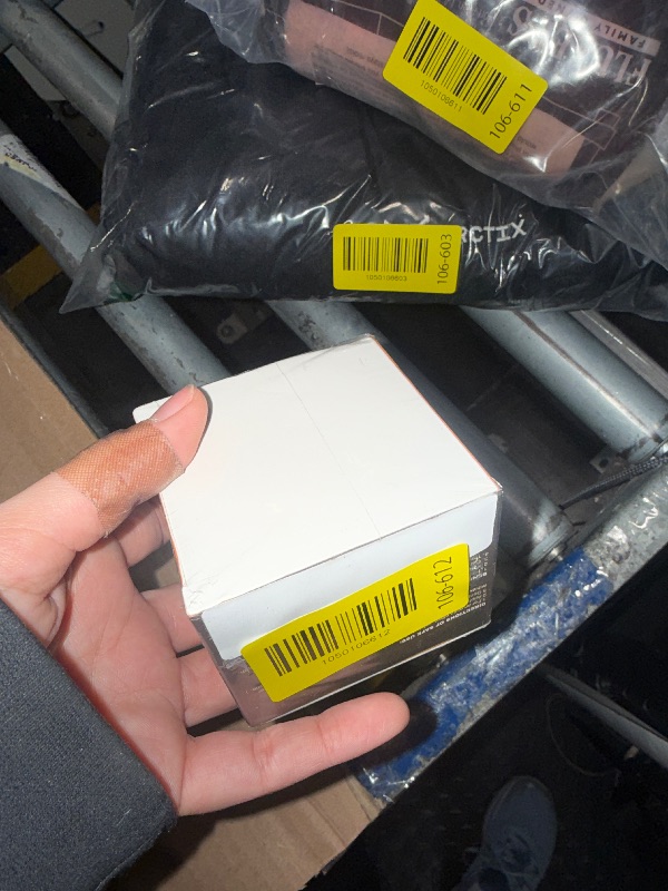 Photo 1 of (1pcs) Intensive Tanning Gel,Golden Shimmer Intensive Tanning Cream, Carotene Tanning Gel, Water-Resistant with Carrot and Coconut Oil(5.29 Fl Oz)