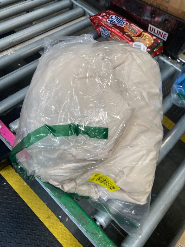 Photo 1 of ***BATTERY MISSING*** Women's Slim Fit Heated Jacket with Battery Pack and Detachable Hood Short Warm Winter Apparel Puffer Rechargeable Usb Electric Clothes Included 7.4v 12v Graphene Bomber Down Casual Cute Bubble Light XL