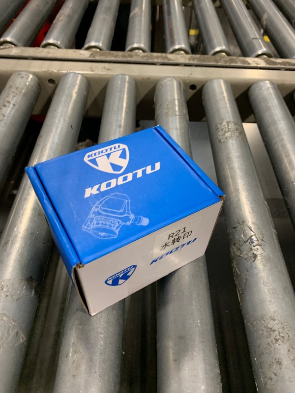 Photo 1 of ***MISSING PIECES*** KOOTU SPD Bike Pedals 9/16" Universal Road Bike Pedals Bicycle Platform Pedals Clipless Pedals Suitable for Road Bike Spin Bike MTB Indoor Bike