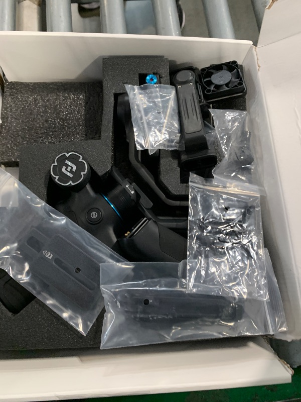 Photo 3 of FeiyuTech SCORP Mini 3 Pro All-in-One 3-Axis Gimbal Stabilizer for Camera, Smartphone & Action Cam | Built-in AI Tracking Sensor, Detachable Remote Handle, Vertical Shooting Compatible