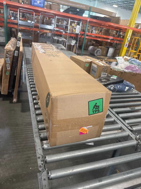 Photo 1 of *****FACTORY SEALED **** NO RETURN***** ZINUS 12 Inch Green Tea Essential Memory Foam Mattress [New Version], Queen, Fiberglass Free, Medium Feel, Breathable Airflow Memory Foam, Certified Safe Foams & Fabric, Mattress in A Box