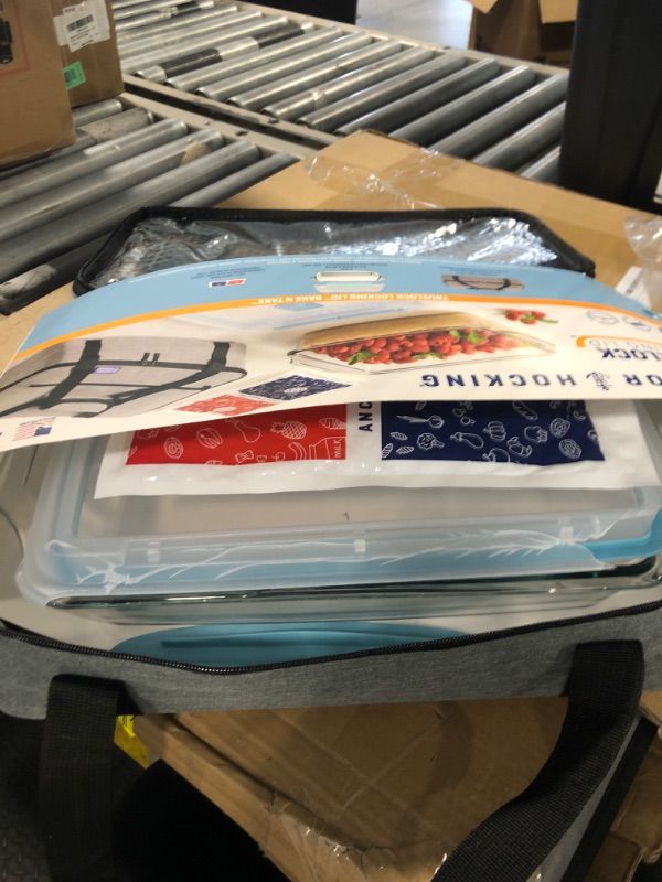 Photo 1 of **NEEDS A NEW LID** Anchor Hocking 3 Quart Glass Baking Dish with Lid, Insulated Carrier & Hot/Cold Pack