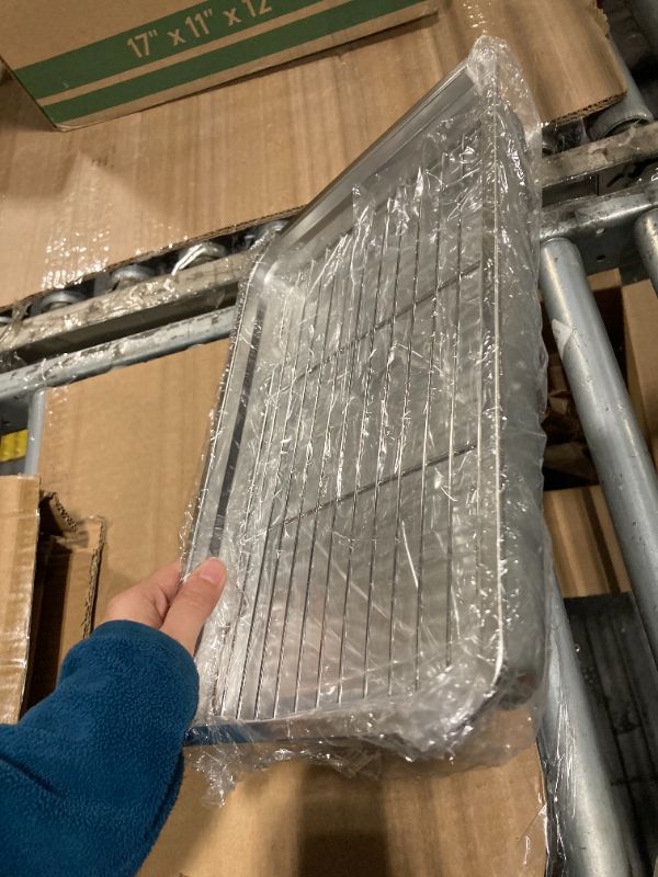 Photo 1 of ***MISSING PARTS *** GIUOIDUO Stainless Steel Baking Tray with Grill,(3 trays and 3 grills), for Baking, Cooling Cookies or Bacons, Ovens and Dishwashers Safe, Heat Evenly, Durable Cookie sheet 1 piece