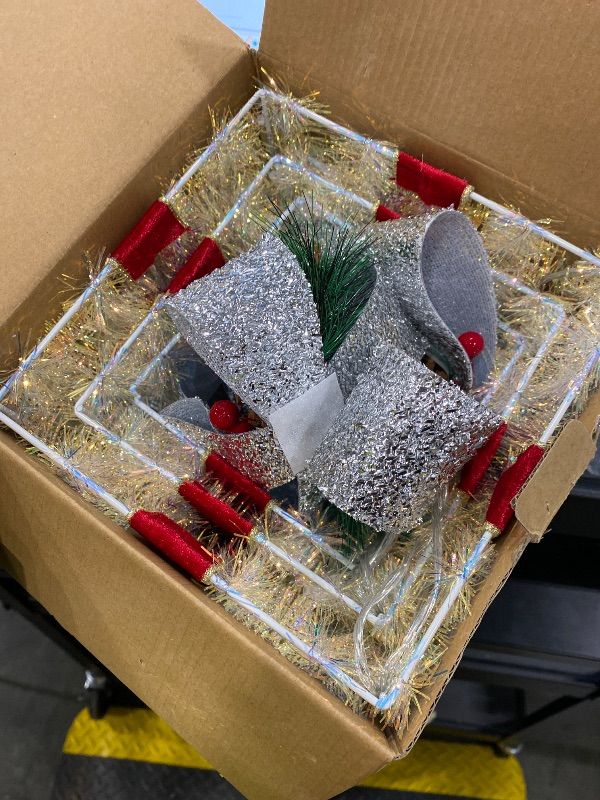 Photo 1 of **MINOR DAMAGE - USED**
SANHSEHOME Set of 3 Christmas Lighted Gift Boxes, 60 LED Light Up Present Boxes for Christmas Decorations Indoor Outdoor Yard Xmas Tree Holiday Party Lawn Porch Home Decor(Multicolor)