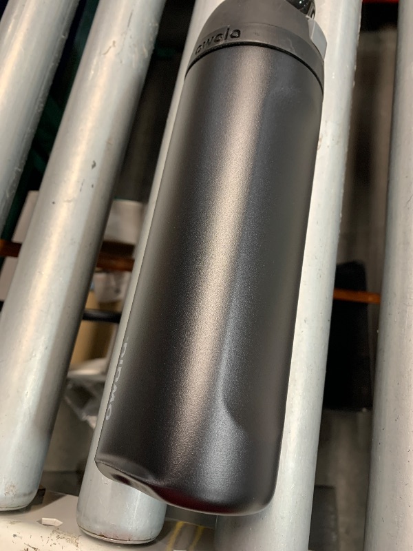 Photo 1 of (damaged lid)(see all images for damage) Owala FreeSip Insulated Stainless Steel Water Bottle with Straw, BPA-Free Sports Water Bottle, Great for Travel, 24 Oz, Very, Very Dark