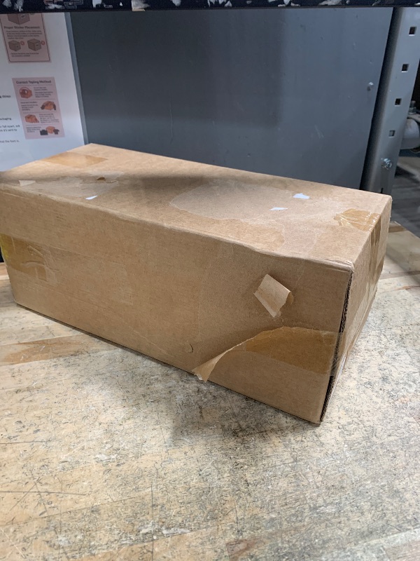 Photo 1 of DHA 3L Car Brake Bleeding Kit Hand Pressure Fluid Brake Bleeder Kit One Man Tool Universal Cap