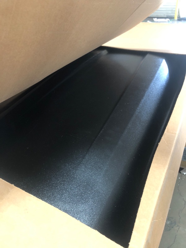 Photo 1 of (locked, no keys for parts) Thule 615 Pulse Rack, Large, Black