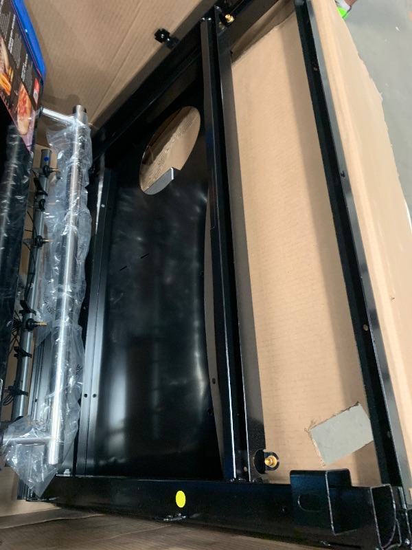 Photo 1 of *****************MISSING PARTS*****************
Weber Genesis E-435 Liquid Propane Gas Grill, Black