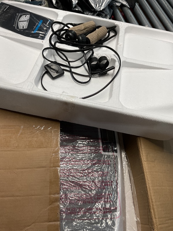 Photo 1 of * OPENED BOX* APPEARS NEW* MERACH 4D Vibration Plate Exercise Machine, 7-in-1 Vibration Plate with Glide, Swing & Massage, Vibrating Plates with Whole Body Workout Sculpting Platform for Home Fitness for Women Men (White)