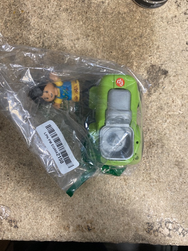Photo 1 of ?Fisher-Price Little People Toddler Toy Tractor and Farmer Character Figure for Preschool Pretend Play Kids Ages 1+ Years