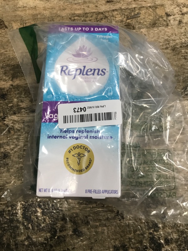 Photo 1 of Replens Long-Lasting Vaginal Moisturizer, 8ct with single-use applicator