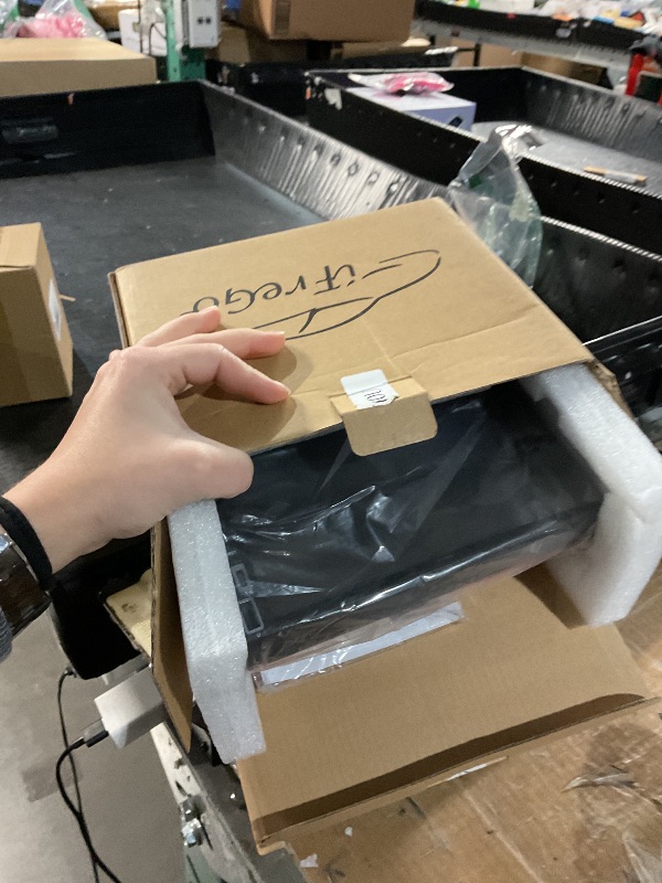 Photo 1 of ***(USED/ UNKNOWN IF MISSING PARTS/ UNABLE TO TEST)***iFreGo Double Din Car Stereo Apple Carplay and Android Auto Car Radio,7 Inch Touch Screen Radio Bluetooth,AM/FM Radio,GPS Navigation,Backup Camera,7 LED Lights,Mirror Link,Car Audio Receivers