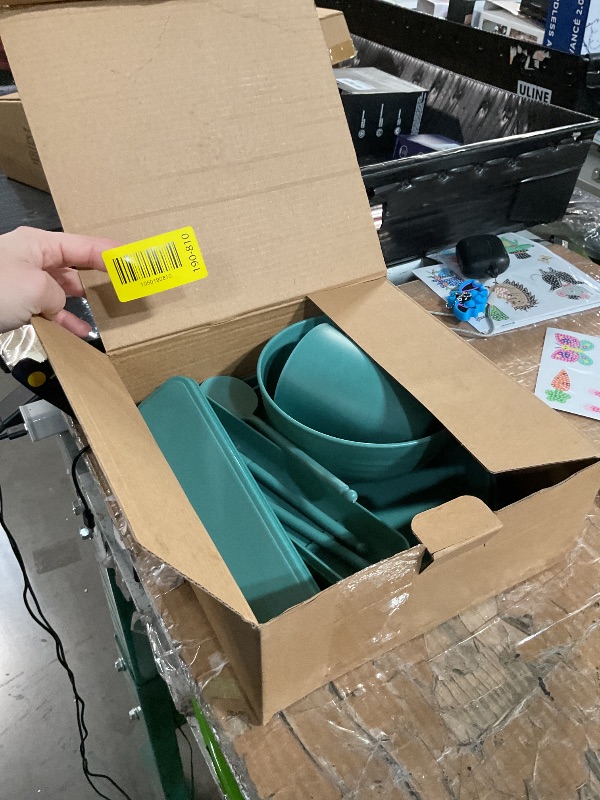 Photo 1 of ***(only 1 set)***4pcs Unbreakable Wheat Straw Dinnerware Sets with Cutlery Set, Reusable Lightweight Green Microwave Dishwasher Safe Tableware for Travel?Camping?Kitchen,RV,Apartment,Dorm,Party