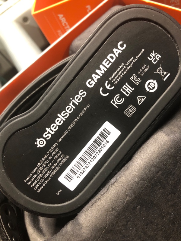 Photo 1 of (see all images) SteelSeries Arctis Nova ProMulti-System Gaming Headset - Premium Hi-Fi Drivers - Hi-Res Audio - 360° Spatial Audio - GameDAC Gen 2 - ESS Sabre Quad-DAC - Stealth Retractable Mic - PC, PS5, PS4, Switch