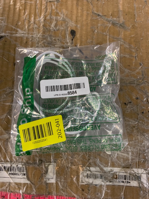 Photo 1 of (Apple MFi Certified) AUX Cord for iPhone,Lightning to 3.5mm Headphone Jack Adapter Male Aux Stereo Audio Cable Compatible for iPhone 14/13/12/11/XR/X/8/7 to Car/Home Stereo,Speaker,Headphone