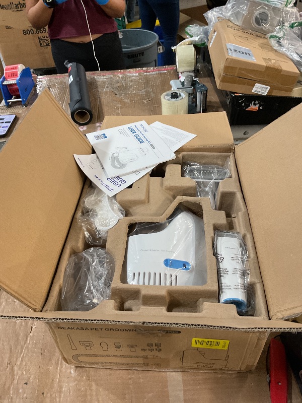 Photo 1 of ***PARTIAL SET - PRICE ADJUSTED***
Neakasa P2 Pro Dog Grooming Kit, Clippers Vacuum Suction 99% Hair, Pet with 5 Proven Tools, 2L Large-Capacity Easy Empty Dustbin for Dogs Cats Animals