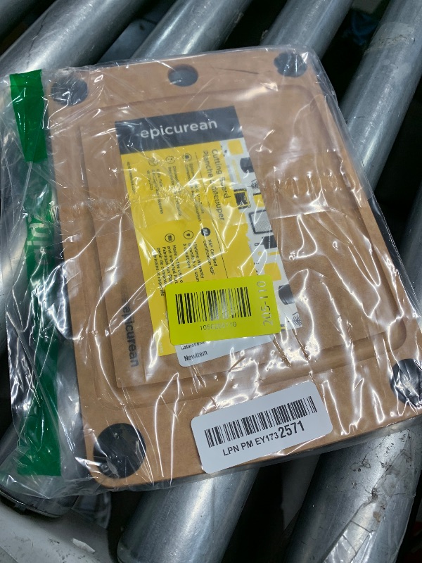 Photo 1 of (used)(minor damage) Epicurean All-In-One Cutting Board with Non-Slip Feet and Juice Groove, 10" × 7", Natural/Black