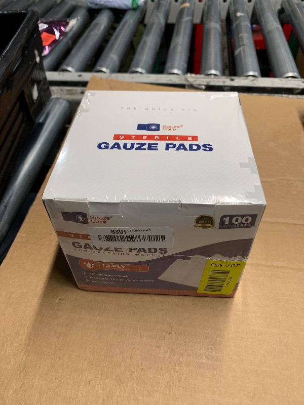 Photo 1 of ***FACTORY SEALED***100pc Large Sterile Gauze Pads 4x4 Sterile for Wounds Bulk - 12ply Woven Gauze Sponges 4x4 Sterile - USP IV Breathable Mesh 4x4 Gauze Pads Sterile for Enhanced Absorption - First Aid Medical