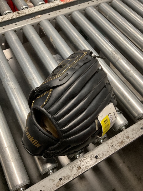 Photo 1 of ***STOCK PHOTO FOR REFERENCE ONLY***
Franklin Sports Field Master Baseball + Softball Glove - Field Master Adult + Youth Baseball + Softball Mitt - Men's + Women's Gloves - Right Hand Throw - 13" - Black