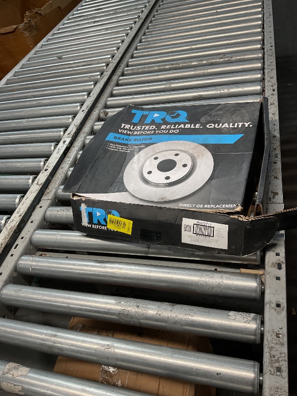 Photo 1 of * heavily used *
* unknown if missing pieces *
TRQ Brake Rotor & Premium Posi Semi Metallic Pads Front Rear Set for Chevy