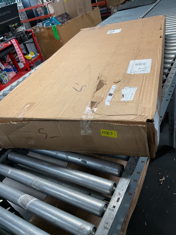 Photo 1 of * stock photo for reference *
Utopia Bedding Quilted Fitted Mattress Pad, Twin Size, Elastic Fitted Mattress Topper Protector and Cover with Deep Pocket Stretches up to 16 Inches, Machine Washable (White)