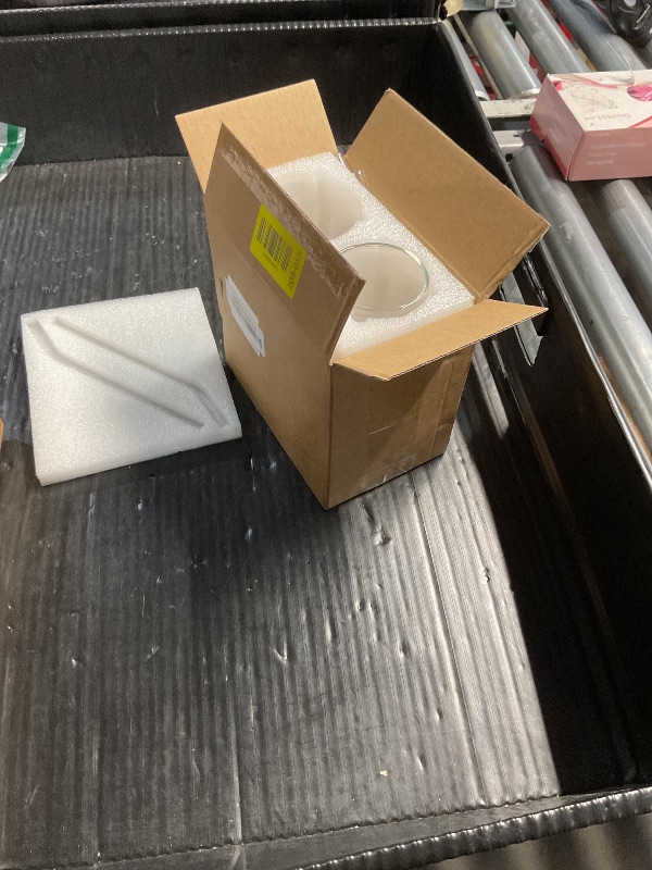 Photo 1 of * only comes with one cup *
DWTS DANWEITESI Iced Coffee Cups with Lids 2 pcs,16 oz Glass Cups with Lids and Straws as Coffee Bar Accessories,Beer Drinking Glasses,Reusable Glass Tumbler,Cute Coffee Cups for Coffee, Juice, Gifts