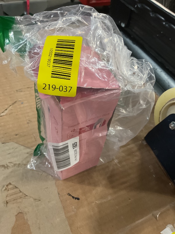 Photo 1 of (missing charger) LGTGH Bikini Trimmer for Women: 3-in-1 LED Trimmer & Mirror with Travel Lock for Flawless Bikini, Underarm, and Leg Care