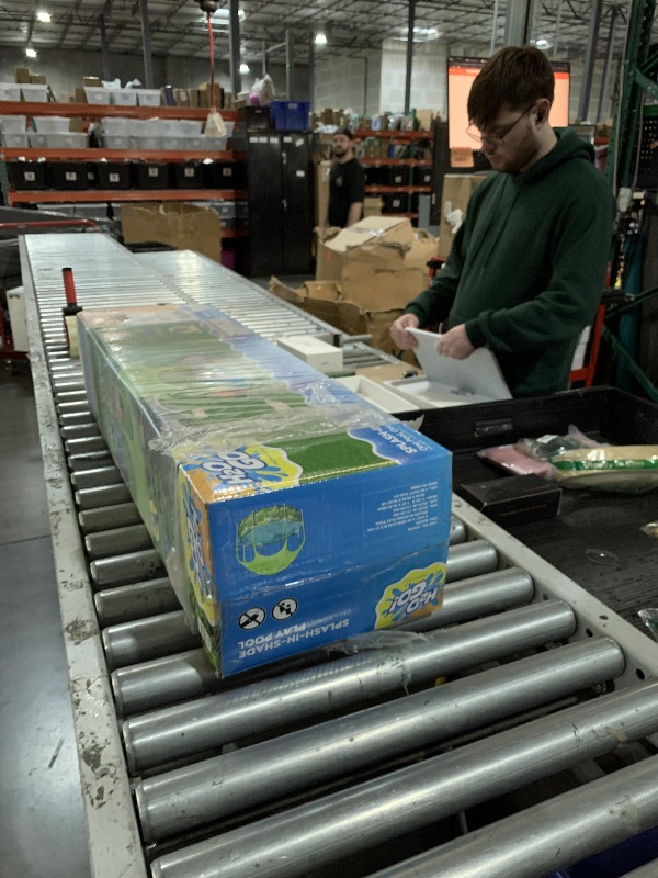 Photo 1 of ***FACTORY SEALED***
H2OGO! Kids Splash-in-Shade 8-Foot Round Steel Frame Above Ground Pool with Water Mister and Canopy Sunshade, Green Tropical Leaf Print