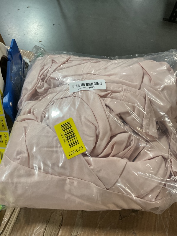 Photo 1 of (missing pillow cases) Amazon Basics Lightweight Super Soft Easy Care Microfiber 4-Piece Bed Sheet Set with 14-Inch Deep Pockets, Luxury Bedding, Queen, Blush Pink, Solid