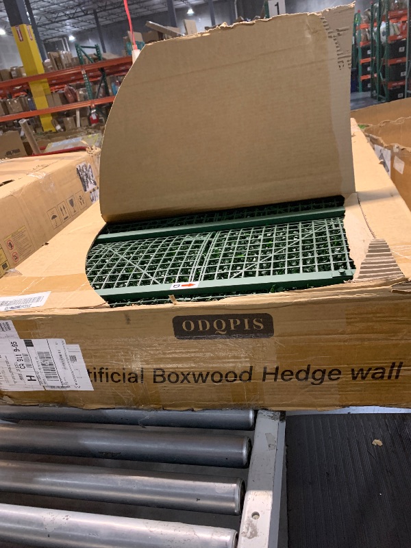 Photo 1 of ***MISSING HARDWARE***
ODQPIS Artificial Boxwood Hedge Wall,Greenery Fake Faux Grass Backdrop Divider with Black Steel Planter Box,Outdoor Privacy Panels for Patio,Balcony,Restaurant,Garden,Party Décor 48" WX64 HX14 D