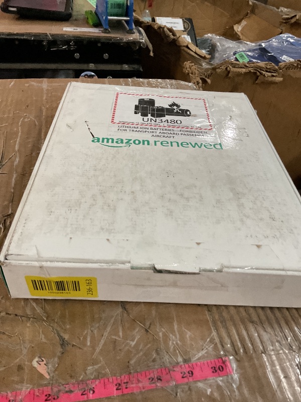 Photo 1 of **NONFUNCTIONAL - NOT POWERING ON, LOCKED **Apple iPad Pro 12.9in (5th Gen.) - 512GB - WiFi - Space Gray (Renewed Premium)