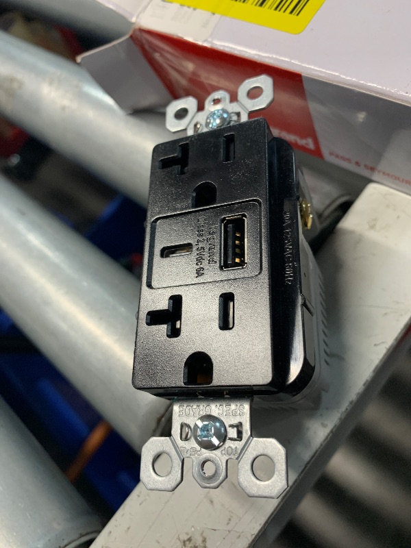 Photo 1 of (used)(see all images) Pass & Seymour TR20USBPDDB Power Delivery USB Outlet, Dark Bronze