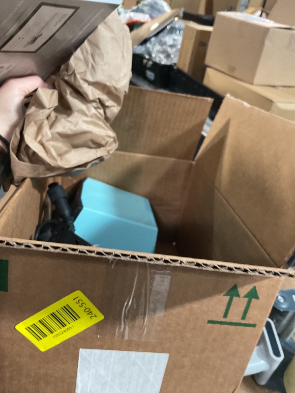 Photo 1 of *****************No back light*************
Weller 70 Watt Digital Soldering Station | WE1010NA