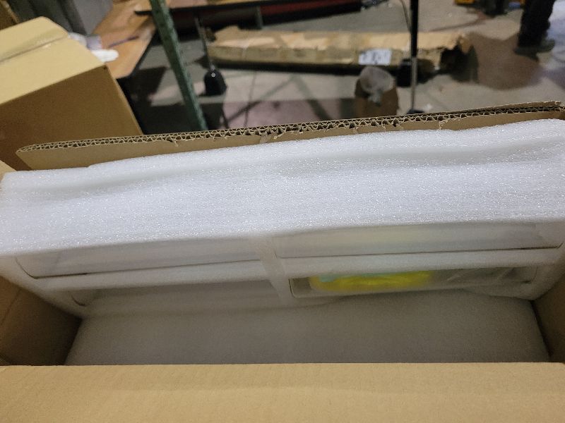 Photo 1 of 16Pcs Glass Cylinder Bud Vases for Centerpieces,7.7 In Tall Clear Flower Vases in Bulk,Glass Small Vases Floating Candle Holder for Party,Home Decor,Wedding Decoration,Birthday,Anniversary,Baby Shower