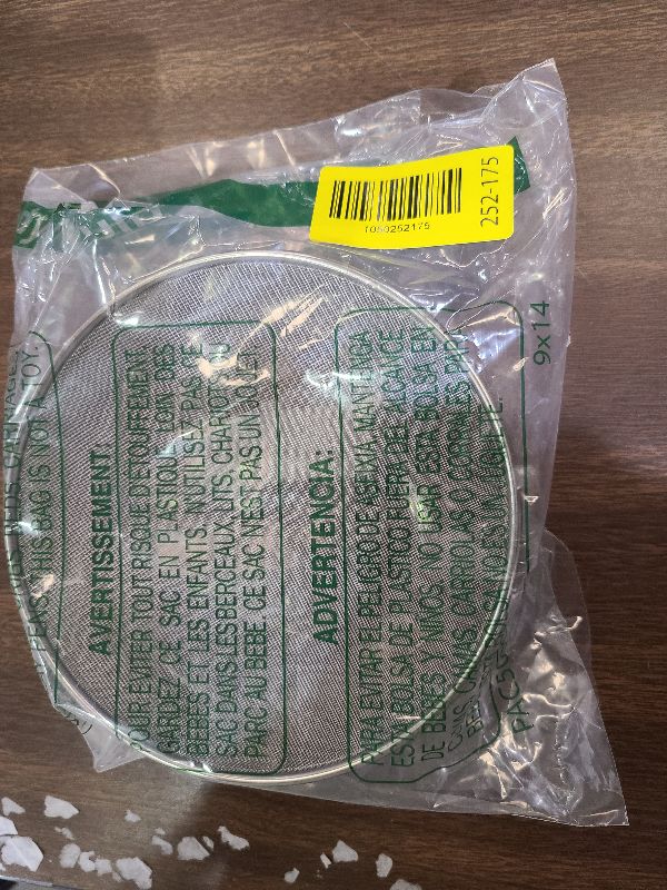 Photo 1 of  Flour Sifter,Stainless Steel Fine Mesh Strainers Flour Sieve,60 Mesh Round Sifter for Baking Cake Bread (6-Inch and 8-Inch)